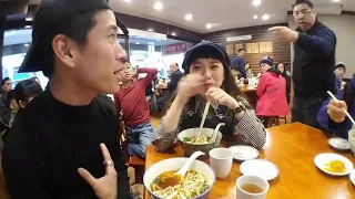 Streamer gets harassed by taiwanese guy for speaking english