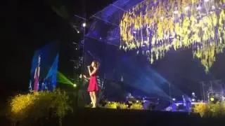 Hayley Westenra sings Hana (Flower) at Taiwan concert October 2016