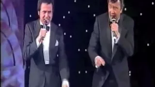 Bobby Solo e Little Tony   Non si cresce mai   Sanremo 2003