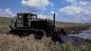 СТАРИК Т-74 В БОЛОТЕ!