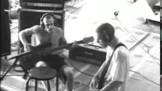 RHCP recording Sikamikanico (from Funky Monks DVD)