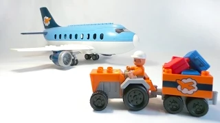 Самолёт в городе Лего. Подготовка к полёту. Аэропорт Lego Duplo