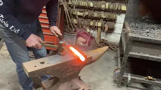 Steven Beane Forging Spavin shoes.