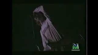 [HD] Nirvana - SchooL (1991 LiVE tv Italy)