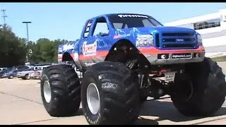 Hot Rods, Bigfoot, Muscle Cars, and Dragsters - Super Summit 2012