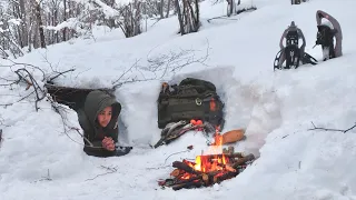 WINTER CAMPING in a SNOW BUNKER - Cold Weather BUSHCRAFT - No Tent - Survival Shelter - Sub Zero