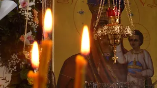 Ікона Богоматері в монастирі Сільця не припиняє мироточити
