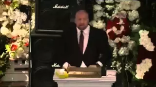 Triple H’s Emotional Speech At Lemmy’s Memorial Explains ‘The Most Kick-Ass Thing Of All-Time