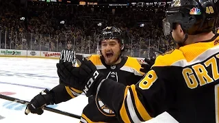 Connor Clifton pads Bruins' lead with first NHL goal