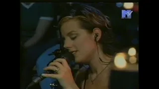 Sarah McLachlan ~ Angel (Live)