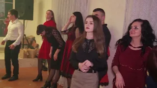 КОШЕЛЯ-VIDEO Міша+Маша веселі танці гурт КРАЙ м.Рахів рест У ДОВБУША