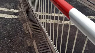 *Alarm Still Messed Up* Cradley Heath Station Level Crossing (W.Mids) 28/01/2018