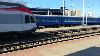 Объявление на белорусском языке и перевод: где находятся поезда региональных линий
