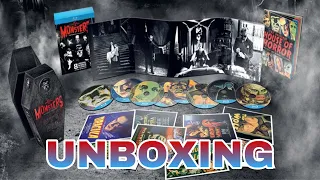 Unboxing UNIVERSAL MONSTERS The Essential Collection