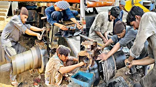 These Young Guys Efficiently Solve Hitachi Excavator Wheel Hub Problem | Repair Excavator Wheel Hub