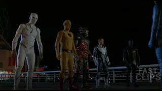 Team Flash vs Savitar, Godspeed & Thawne | The Flash 9x13 [HD]