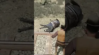 Is this a normal occurrence in Read Dead Online?🤨💀🤣 #reddeadredemption #reddeadredemtion2 #shorts