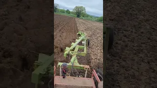 Massey Ferguson 1200 and Dowdeswell plough. #tractor #massey #farming