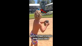 Do you think Aaron Rodgers threw Tydus’ ball away on purpose? #shorts
