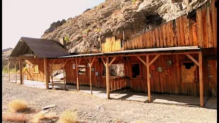 AWESOME & AMAZING: Strange Things Found In The Desert - Stagecoach - "Ghost Town"