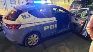 Non si ferma all'alt della Polizia e viene inseguito, 18enne trovato con droga in auto