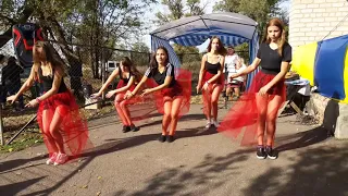 День села в Сергіївці 2019.  Dream girls -  Добре з тобою (танець № 4)