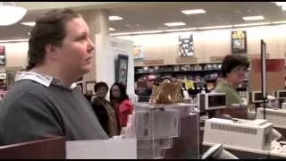 Crazy Chick Flips Out in Barnes & Noble