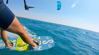 Kitesurfing at Vada (Italy) 4k