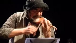 El Gaucho Bataraz en la sala Zitarrosa