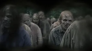 TWD 1016 - The Group Between the horde getting help from the arches and Lydia