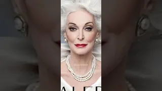 Carmen Dell'Orefice with perfect face