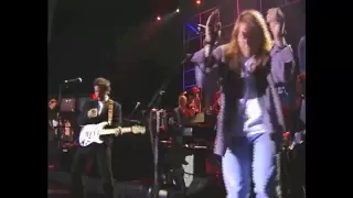 Axl Rose and Bruce Springsteen perform "Come Together"