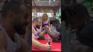 @GogaTupuriya vs.@Giampaolo.Calvaresi #armwrestling #shorts #funny