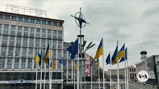 Decade After Euromaidan Protests, Ukraine's EU Future Still Hangs in Balance | VOANews