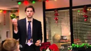 Jim and Dwight snowball fight the office