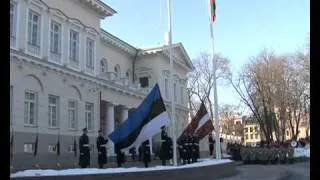 Trijų Baltijos valstybių vėliavų pakėlimo ceremonija Simono Daukanto aikštėje