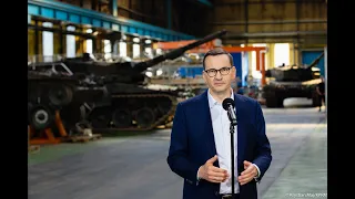 Mateusz Morawiecki podczas wizyty w Zakładach Bumar-Łabędy