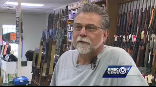 Video captures failed break-in attempt at gun store