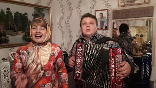 Александр Ганичев и Светлана Калачёва - В весеннем лесу (чувашская)