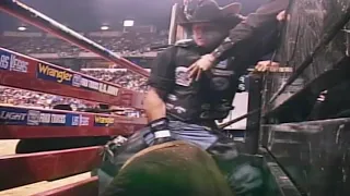 Pandora's Box bucks Ross Coleman - 05 PBR Finals