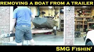 Removing a Boat from a Trailer | Jon Boat to Bass Boat Restoration