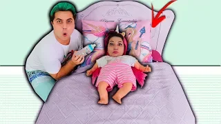 FRANZINHA VOLTA A SER BEBÊ - Kids pretend to play baby