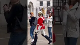 King’s Guard Shouts at Tourist #kingsguard #horseguardsparade #horseguard #Shorts