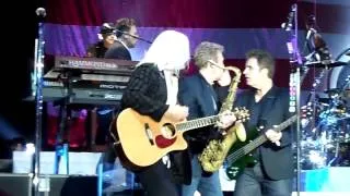 Chicago w/ REO Speedwagon - 25 or 6 to 4 (Live, finale)