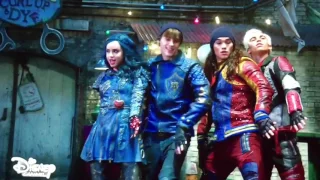 Disney Descendants 2 - Chillin Like A Villian - Fan Made Video