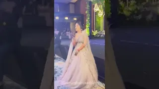 Viral Bride surprise