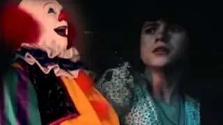 "It" Pennywise Dancing but its Tim Curry Laughing