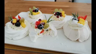 Klasikinė Pavlova - The Best Pavlova Recipe