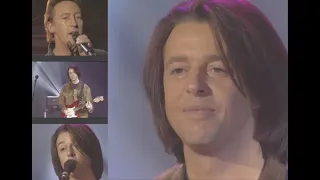 Roland Orzabal singing with Julian Lennon