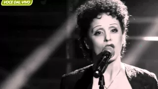 Tale e Quale Show - Edith Piaf - Giulia Luzi canta "Non, je ne regrette rien" 23/10/2015